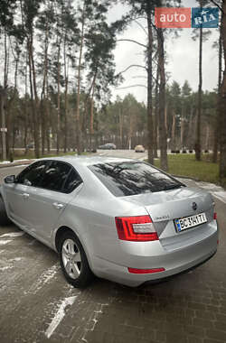 Лифтбек Skoda Octavia 2013 в 