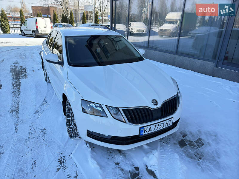 Лифтбек Skoda Octavia 2018 в Киеве