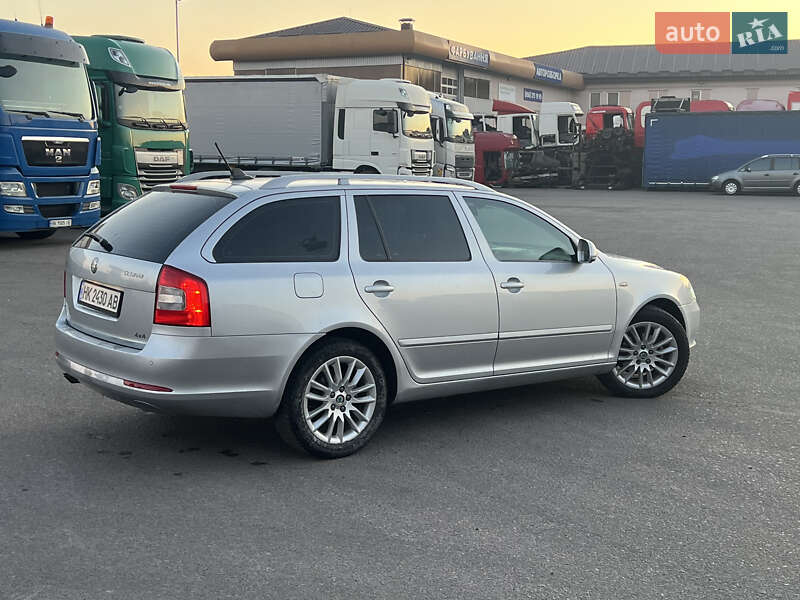 Универсал Skoda Octavia 2012 в Сарнах