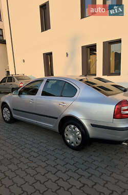 Лифтбек Skoda Octavia 2008 в 