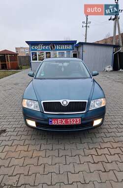 Лифтбек Skoda Octavia 2007 в Гадяче