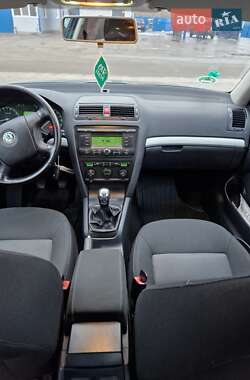 Лифтбек Skoda Octavia 2007 в Гадяче