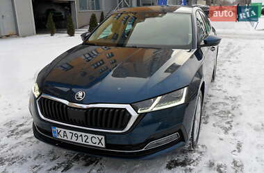 Лифтбек Skoda Octavia 2021 в Киеве