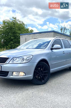 Универсал Skoda Octavia 2009 в Чернигове