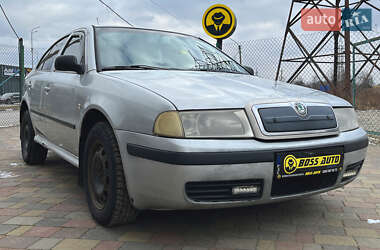 Лифтбек Skoda Octavia 2001 в Стрые