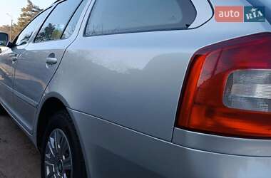 Универсал Skoda Octavia 2011 в Сарнах