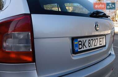 Универсал Skoda Octavia 2011 в Сарнах