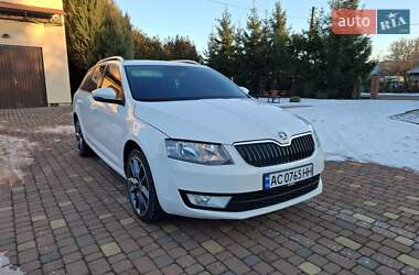 Универсал Skoda Octavia 2016 в Нововолынске