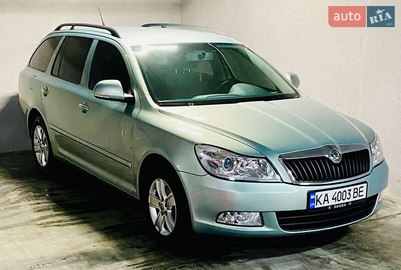 Универсал Skoda Octavia 2009 в 