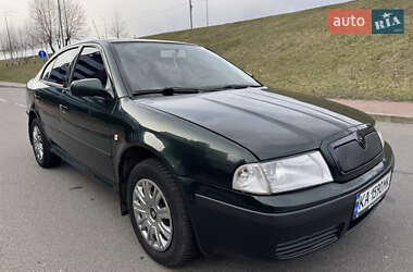 Лифтбек Skoda Octavia 2004 в Киеве