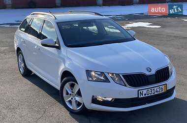 Универсал Skoda Octavia 2020 в Луцке