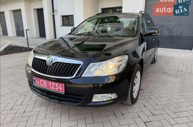 Універсал Skoda Octavia 2011 в Сумах