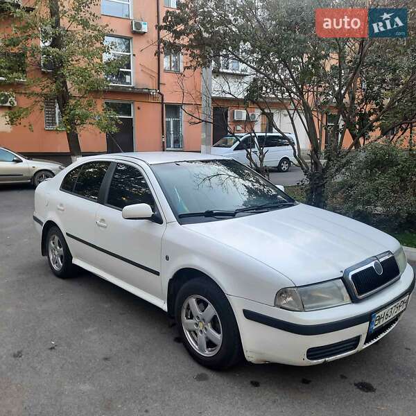 Лифтбек Skoda Octavia 2008 в 