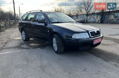 Универсал Skoda Octavia 2003 в Луцке