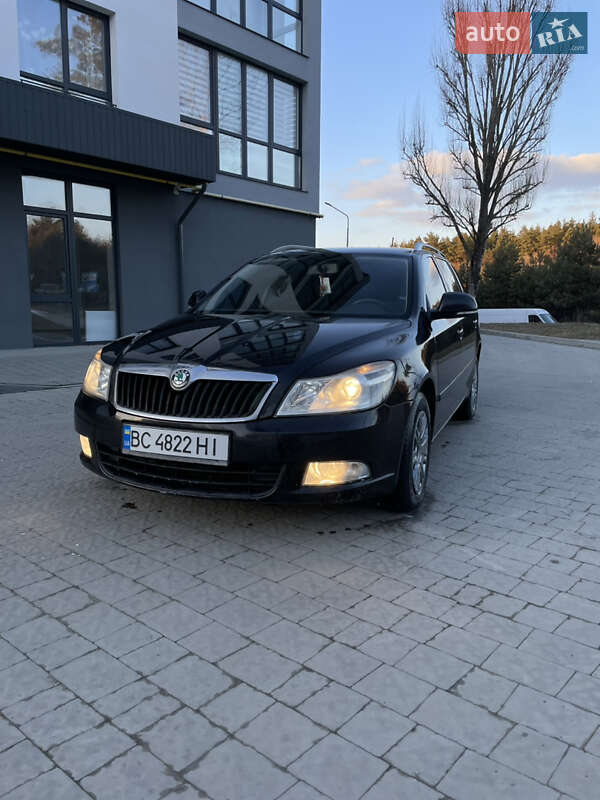 Универсал Skoda Octavia 2011 в 