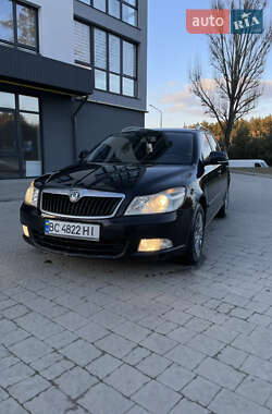 Универсал Skoda Octavia 2011 в 