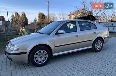 Лифтбек Skoda Octavia 2006 в Ивано-Франковске