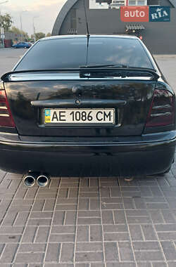 Лифтбек Skoda Octavia 2001 в 