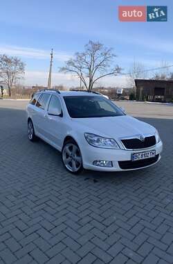 Універсал Skoda Octavia 2011 в Золочеві