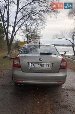 Лифтбек Skoda Octavia 2012 в 