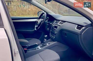 Лифтбек Skoda Octavia 2013 в 