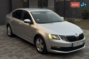 Лифтбек Skoda Octavia 2017 в Мукачево