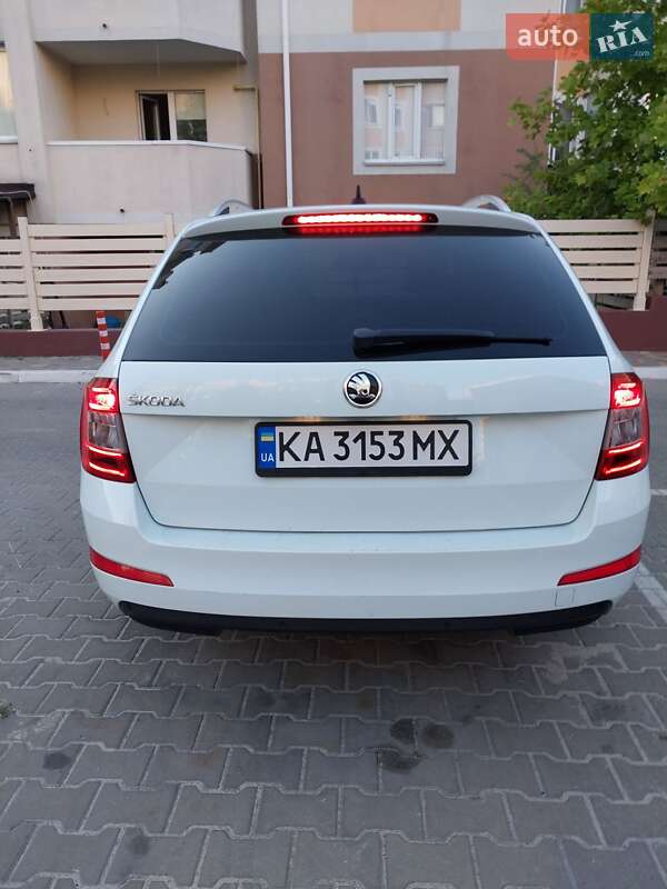 Универсал Skoda Octavia 2015 в Киеве