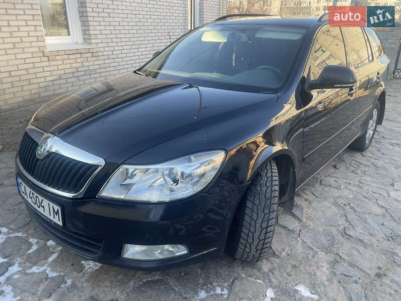 Универсал Skoda Octavia 2012 в 
