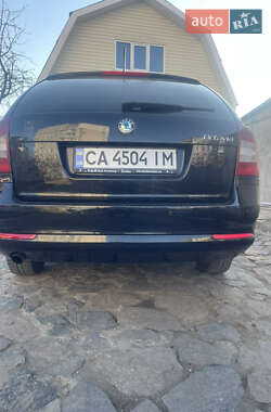 Универсал Skoda Octavia 2012 в 