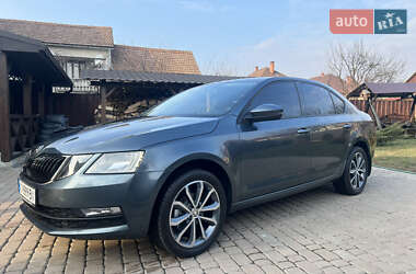 Ліфтбек Skoda Octavia 2018 в 