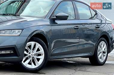 Лифтбек Skoda Octavia 2020 в Киеве