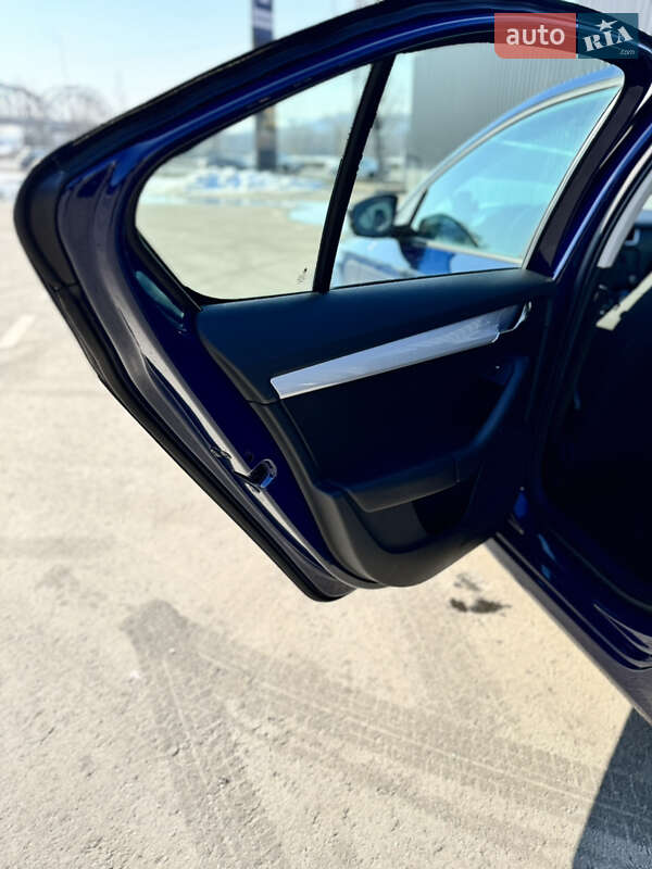 Ліфтбек Skoda Octavia 2013 в Києві