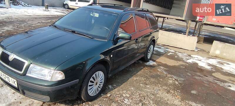 Универсал Skoda Octavia 2002 в Киеве