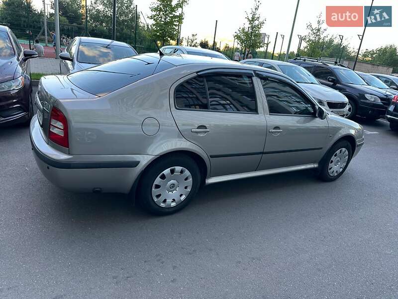 Ліфтбек Skoda Octavia 2009 в Києві