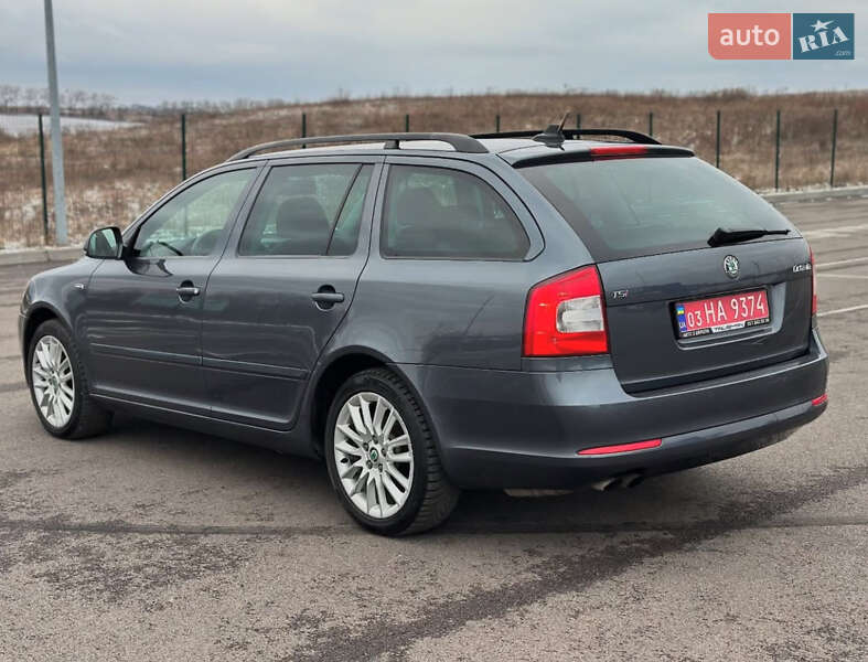 Універсал Skoda Octavia 2011 в Вишгороді
