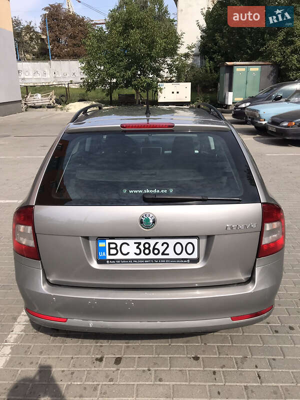 Универсал Skoda Octavia 2011 в Львове
