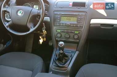 Універсал Skoda Octavia 2007 в Сумах