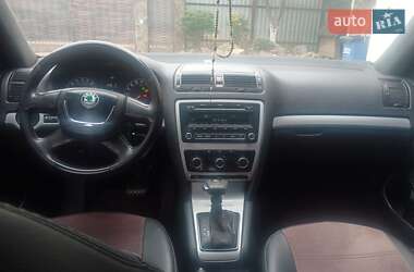 Лифтбек Skoda Octavia 2009 в 