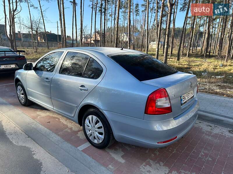 Лифтбек Skoda Octavia 2010 в Киеве