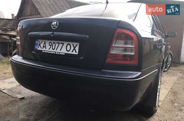 Лифтбек Skoda Octavia 2001 в 