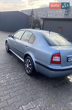 Лифтбек Skoda Octavia 2003 в 