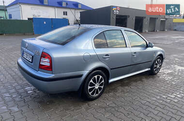 Лифтбек Skoda Octavia 2003 в 