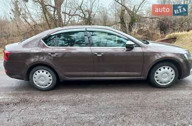 Лифтбек Skoda Octavia 2014 в 