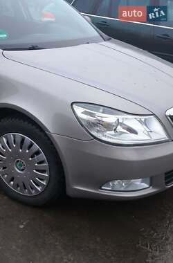 Універсал Skoda Octavia 2012 в 