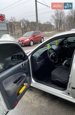 Лифтбек Skoda Octavia 2004 в 