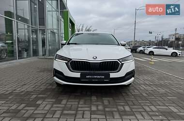 Лифтбек Skoda Octavia 2020 в Киеве