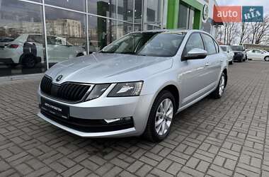 Лифтбек Skoda Octavia 2019 в Киеве