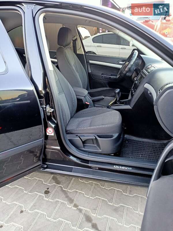 Ліфтбек Skoda Octavia 2005 в Одесі