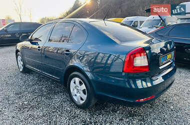 Лифтбек Skoda Octavia 2012 в 