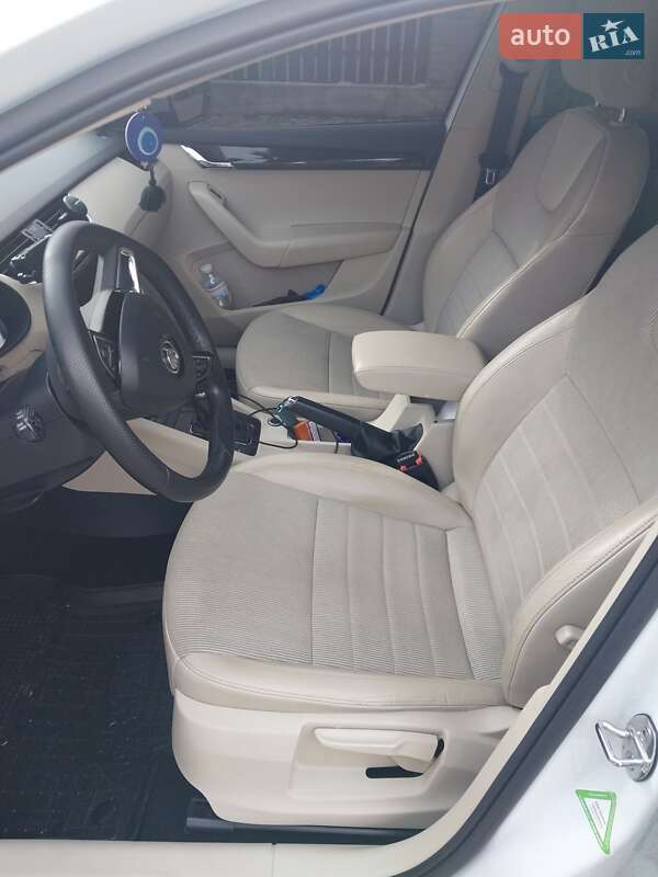 Универсал Skoda Octavia 2015 в Киеве